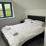 4 Bedroom In Frampton 브리스틀