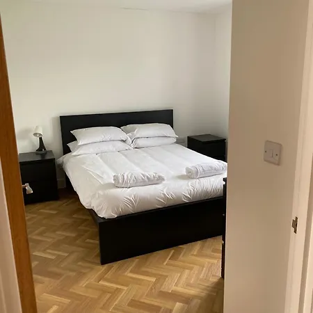 Holiday home 4 Bedroom In Frampton *