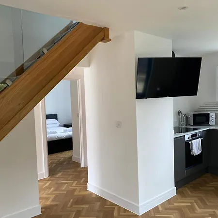 4 Bedroom In Frampton Holiday home
