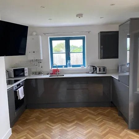 4 Bedroom In Frampton Дом отдыха *