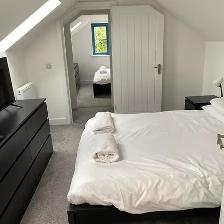 4 Bedroom In Frampton 브리스틀
