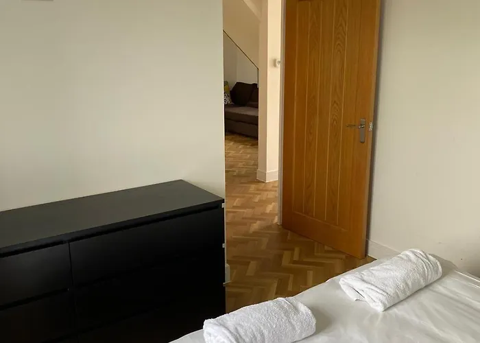 4 Bedroom In Frampton