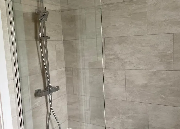 4 Bedroom In Frampton בית נופש *