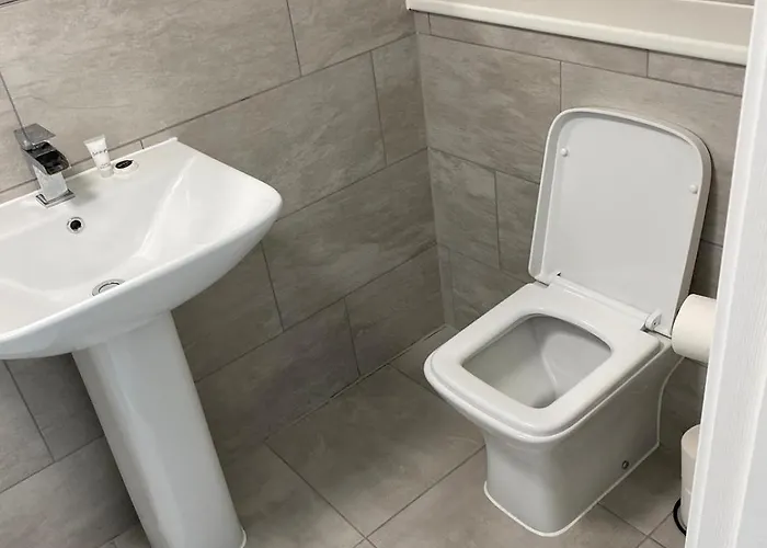 בית נופש 4 Bedroom In Frampton